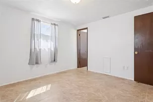 8105 Alpine Ave, Tampa, FL 33619 - Photo 13