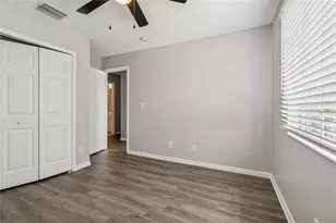 7402 E Bank Dr, Tampa, FL 33617 - Photo 31