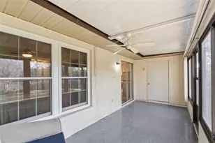 1114 Castlemay Cir, Dunedin, FL 34698 - Photo 19