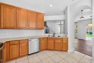 5185 6th Way N, Saint Petersburg, FL 33703 - Photo 5