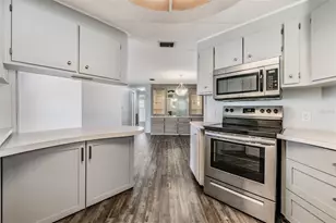 6710 36th Ave E, Palmetto, FL 34221 - Photo 37