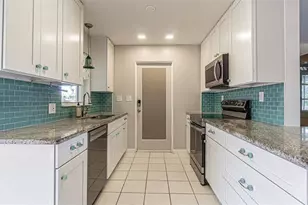 8524 120th St, Seminole, FL 33772 - Photo 9