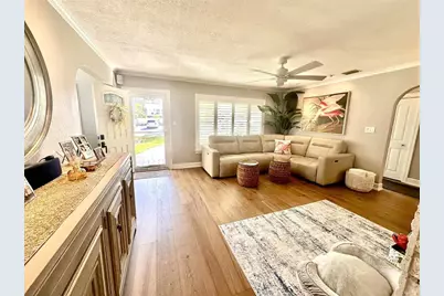 467 31st Avenue N, Saint Petersburg, FL 33704 - Photo 13