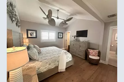 467 31st Avenue N, Saint Petersburg, FL 33704 - Photo 25