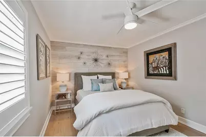 467 31st Avenue N, Saint Petersburg, FL 33704 - Photo 35