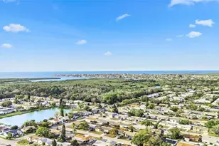 3849 Edgemont Dr, New Port Richey, FL 34652 - Photo 7