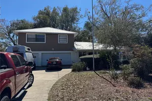 1736 W Country Club Dr, Tampa, FL 33612 - Photo 1