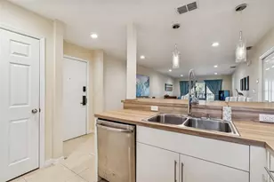 29129 Bay Hollow Dr, Wesley Chapel, FL 33543 - Photo 9