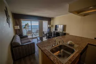 2506 N Rocky Point Dr, Tampa, FL 33607 - Photo 9