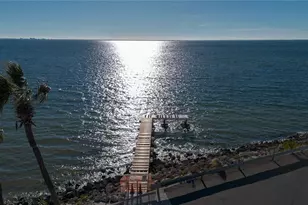 2506 N Rocky Point Dr, Tampa, FL 33607 - Photo 27