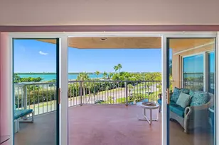 7430 Sunshine Skyway Ln S, Saint Petersburg, FL 33711 - Photo 5