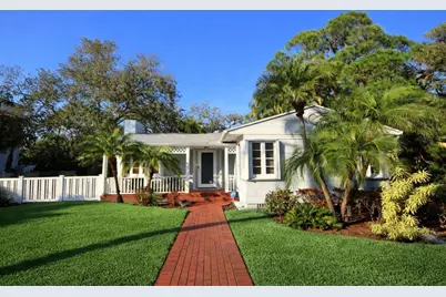 220 Lyndhurst Street, Dunedin, FL 34698 - Photo 1