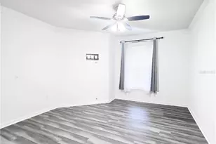 10431 Villa View Cir, Tampa, FL 33647 - Photo 7