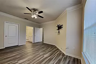 10431 Villa View Cir, Tampa, FL 33647 - Photo 9