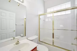 5202 Fairway 1 Dr, Valrico, FL 33596 - Photo 7