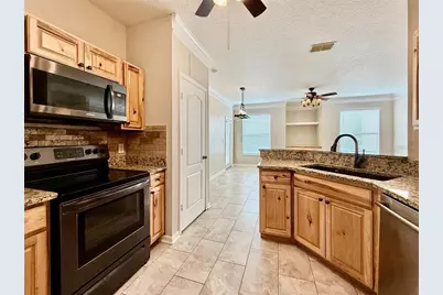 18013 Villa Creek Drive, Tampa, FL 33647 - Photo 13