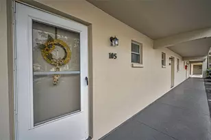 9940 47th Ave N, Saint Petersburg, FL 33708 - Photo 3