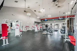 3873 Pompano Dr SE, Saint Petersburg, FL 33705 - Photo 91