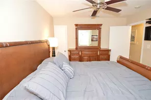 3873 Pompano Dr SE, Saint Petersburg, FL 33705 - Photo 35