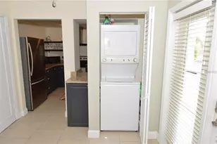 3873 Pompano Dr SE, Saint Petersburg, FL 33705 - Photo 9