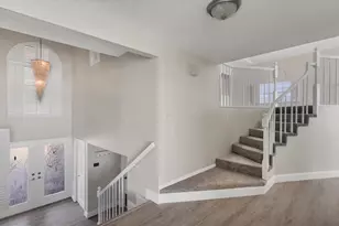 120 Sands Pt Dr, Tierra Verde, FL 33715 - Photo 5