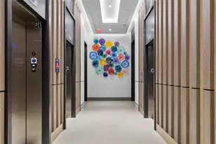 275 1st Ave S, Saint Petersburg, FL 33701 - Photo 27