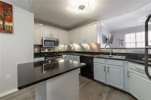 501 Knights Run Ave, Tampa, FL 33602 - Photo 15