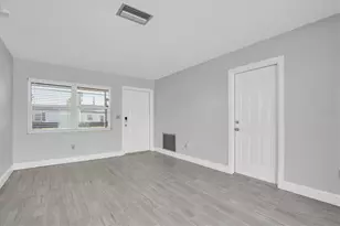 3401 37th St N, Saint Petersburg, FL 33713 - Photo 5