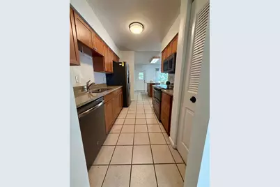 7303 Woodkirk Court, Tampa, FL 33634 - Photo 9