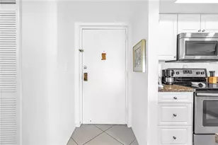 4900 Brittany Dr S, Saint Petersburg, FL 33715 - Photo 11