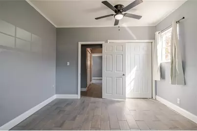 8725 N 52nd Street, Tampa, FL 33617 - Photo 23