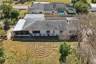 2701 56th St S, Gulfport, FL 33707 - Photo 1