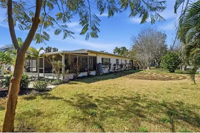 2701 56th Street S, Gulfport, FL 33707 - Photo 5