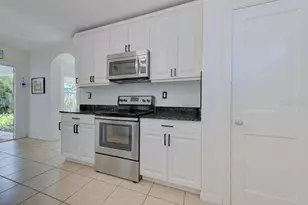 2601 49th St S, Gulfport, FL 33707 - Photo 9