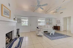 2601 49th St S, Gulfport, FL 33707 - Photo 13