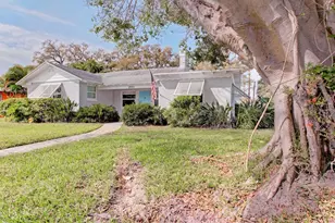 2601 49th St S, Gulfport, FL 33707 - Photo 5