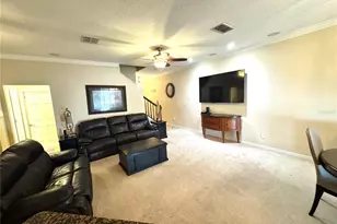 1483 Hillview Ln, Tarpon Springs, FL 34689 - Photo 5