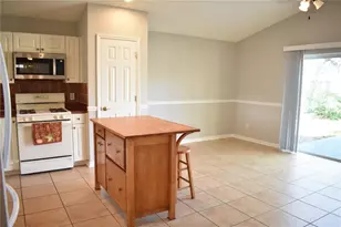 2132 Brandon Park Cir, Brandon, FL 33510 - Photo 13