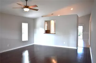 2132 Brandon Park Cir, Brandon, FL 33510 - Photo 11