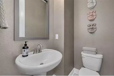 835 Burlington Avenue N, Saint Petersburg, FL 33701 - Photo 11