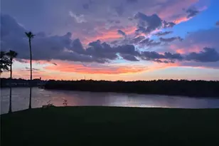 6425 Shoreline Dr, Saint Petersburg, FL 33708 - Photo 1