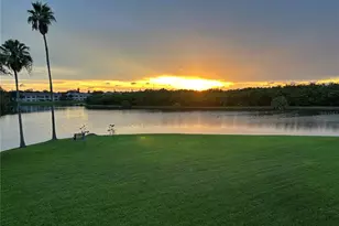 6425 Shoreline Dr, Saint Petersburg, FL 33708 - Photo 15