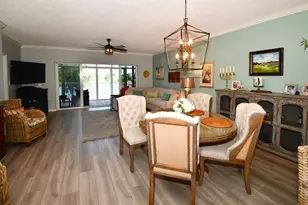 6425 Shoreline Dr, Saint Petersburg, FL 33708 - Photo 3