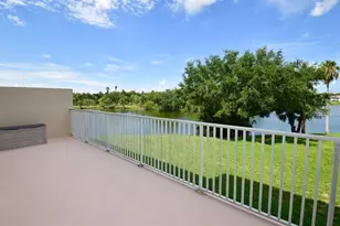 6425 Shoreline Dr, Saint Petersburg, FL 33708 - Photo 19