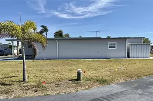 606 Mt Lancaster Ave NE, Saint Petersburg, FL 33702 - Photo 25