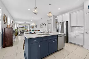 1414 N River Cir, Tarpon Springs, FL 34689 - Photo 3