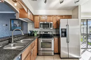 10101 Sailwinds Blvd S, Largo, FL 33773 - Photo 5