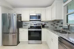 1230 Gulf Blvd, Clearwater Beach, FL 33767 - Photo 5