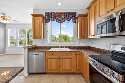 4324 Spinnaker Cove Lane, Tampa, FL 33615 - Photo 7