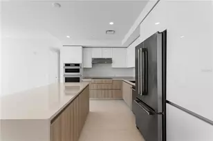 400 Central Ave, Saint Petersburg, FL 33701 - Photo 19